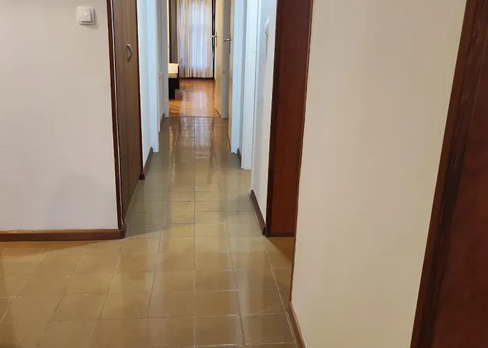 The View, 3 Bedroom ספליט